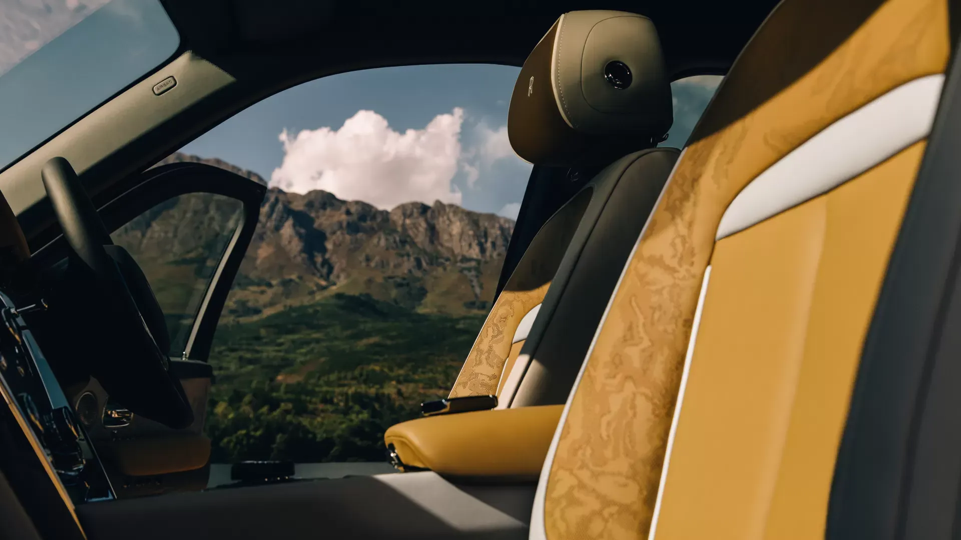 Rolls Royce Front Interior